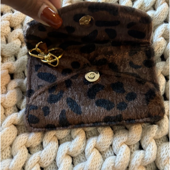 Notiq Lightly Used| Tablet Case | Trio Clutch Set | - Picture 7 of 12